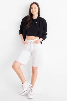 Džínové bermudy s páskem - mid waist