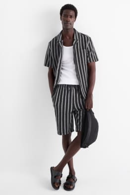 Shorts - gestreept - met structuur