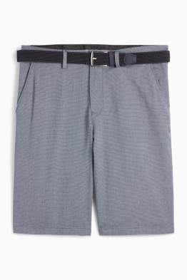 Shorts con cintura