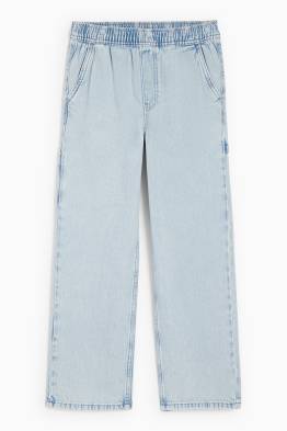 Loose fit jeans