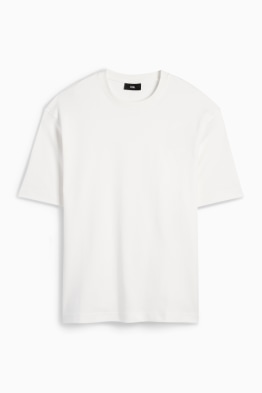 T-Shirt - Relaxed Fit