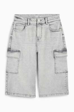Jeans-Cargo-Bermudas