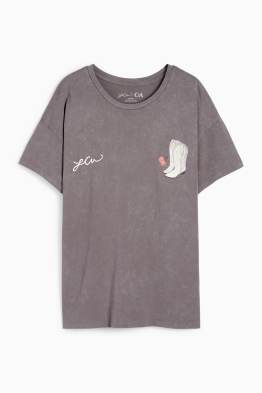 T-Shirt - Oversized - Lindsey Cherek Waller