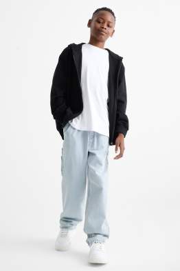Loose fit jeans