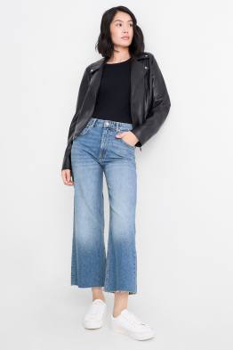 Crop Wide Leg Jeans - Mid Waist