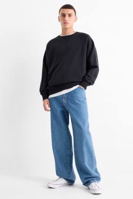Baggy jeans