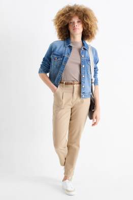 Stoffhose mit Gürtel - High Waist - Tapered Fit