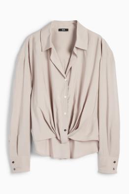 Blusa con nodo
