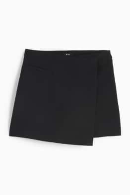 Skort