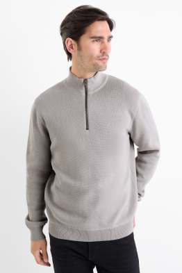Pull - finition texturée