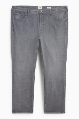 Straight Jeans