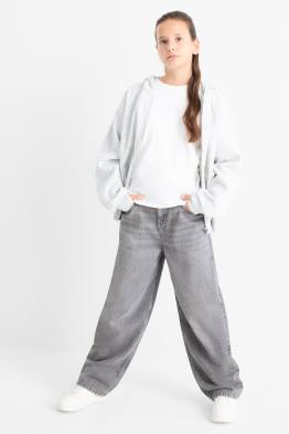 Balloon jeans
