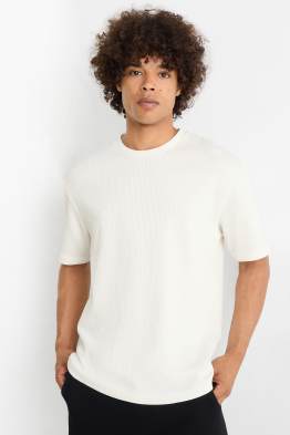 T-Shirt - Relaxed Fit - gerippt