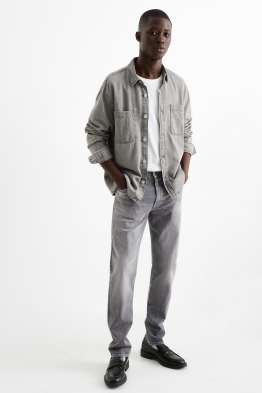 Slim tapered jean