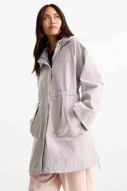 Parka con capucha