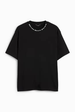 T-Shirt - Relaxed Fit