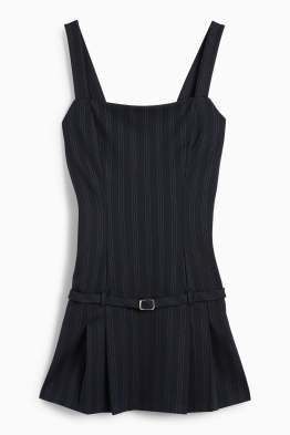 Robe à la coupe évasée - à fines rayures