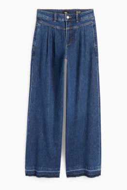Wide leg jeans - mid-rise waist