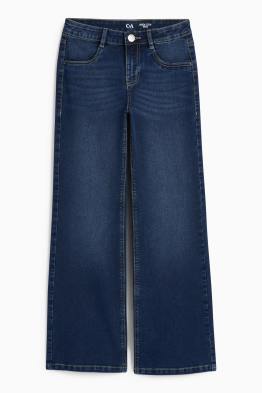 Wide leg jeans