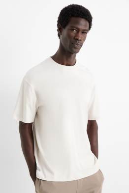 T-Shirt - Relaxed Fit