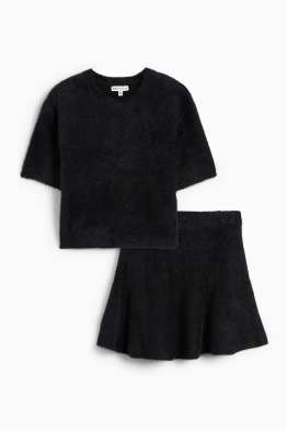 Ensemble - pull et jupe - 2 pièces