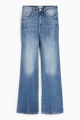 Flared jean - high waist