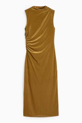 Vestido bodycon de terciopelo con pedrería