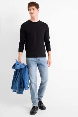 Straight Jeans - LYCRA®