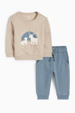 Outfit pro miminka