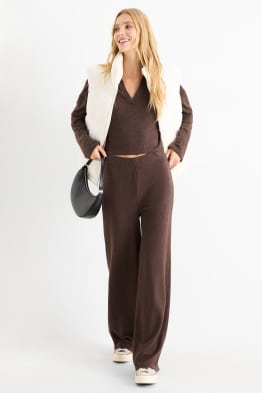 Strick-Hose - Mid Waist - Wide Leg - gerippt