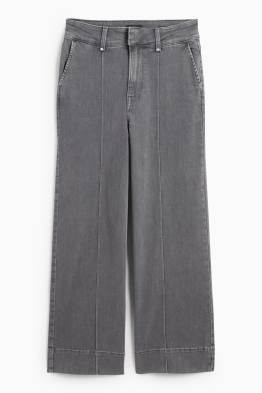 Wide leg jean - high waist