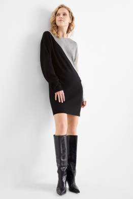 Rochie tricotată - reiată