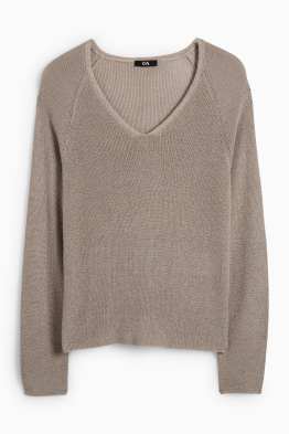 Svetr s výstřihem ve tvaru V