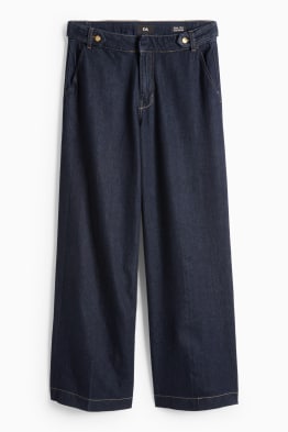 Wide leg jeans - mid-rise waist