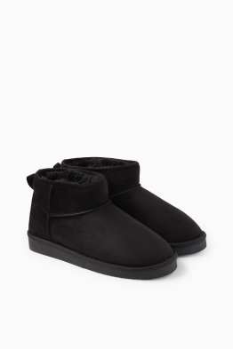 Ankle boots