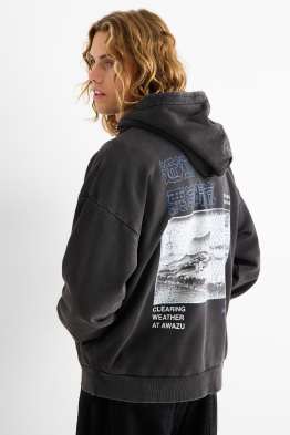 Oversized hoodie