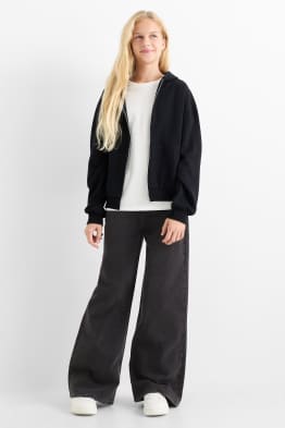 Wide leg jeans