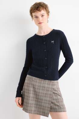 Cardigan - cable knit pattern