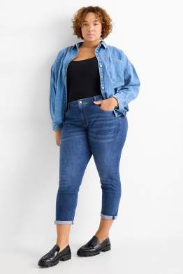 Boyfriend Jeans - Mid Waist