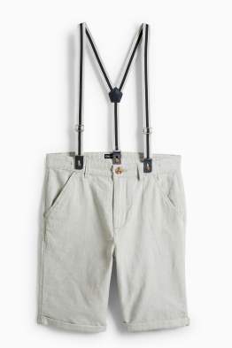 Bermudy se šlemi a lněným podílem