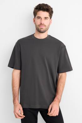 T-Shirt - Relaxed Fit