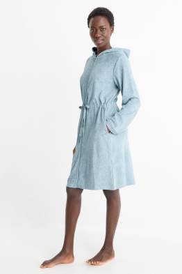 Bademantel mit Kapuze