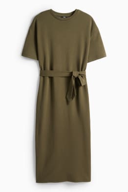 Robe T-shirt avec ceinture