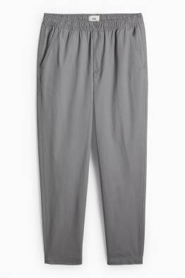 Chinos - tapered fit