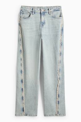 Wide leg jeans