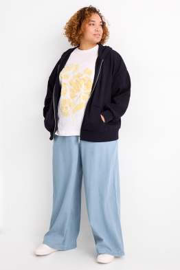 Wide leg jeans - high waist