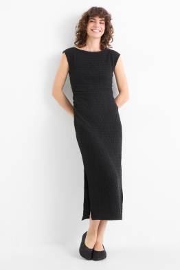 Bodycon šaty - strukturované