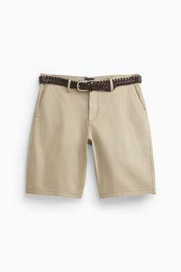 Shorts mit Gürtel