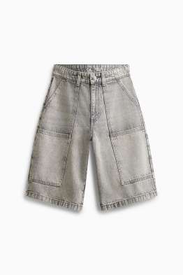 Jeans-Bermudas