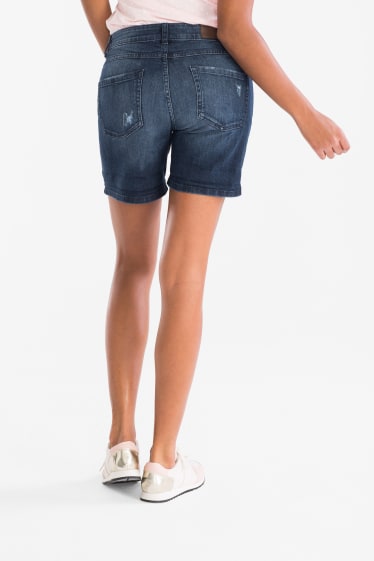 Women - Denim shorts - blue denim